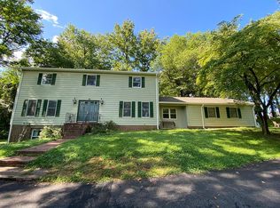 556 Ferry Point Rd, Annapolis, MD 21403