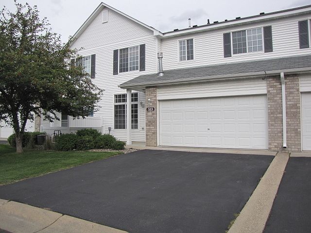 1st image of 513 Tamarack Trl