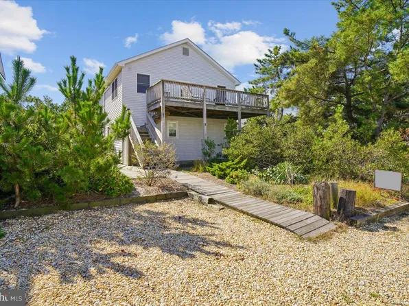 4 E Indian St, Fenwick Island, DE 19944
