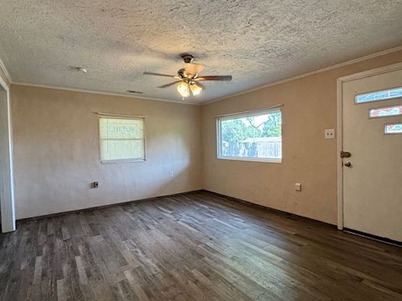 2nd image of 115 Nancy Dr