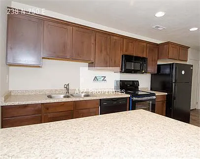 238 N 750 E — Photo 26