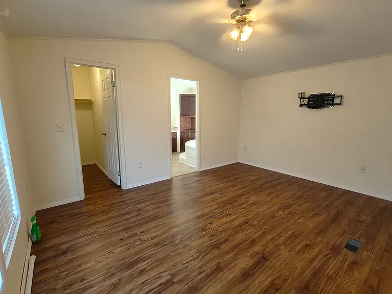 3208 E Peachtree Ave — Photo 15