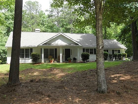 2nd image of 20 Woodmoor Dr