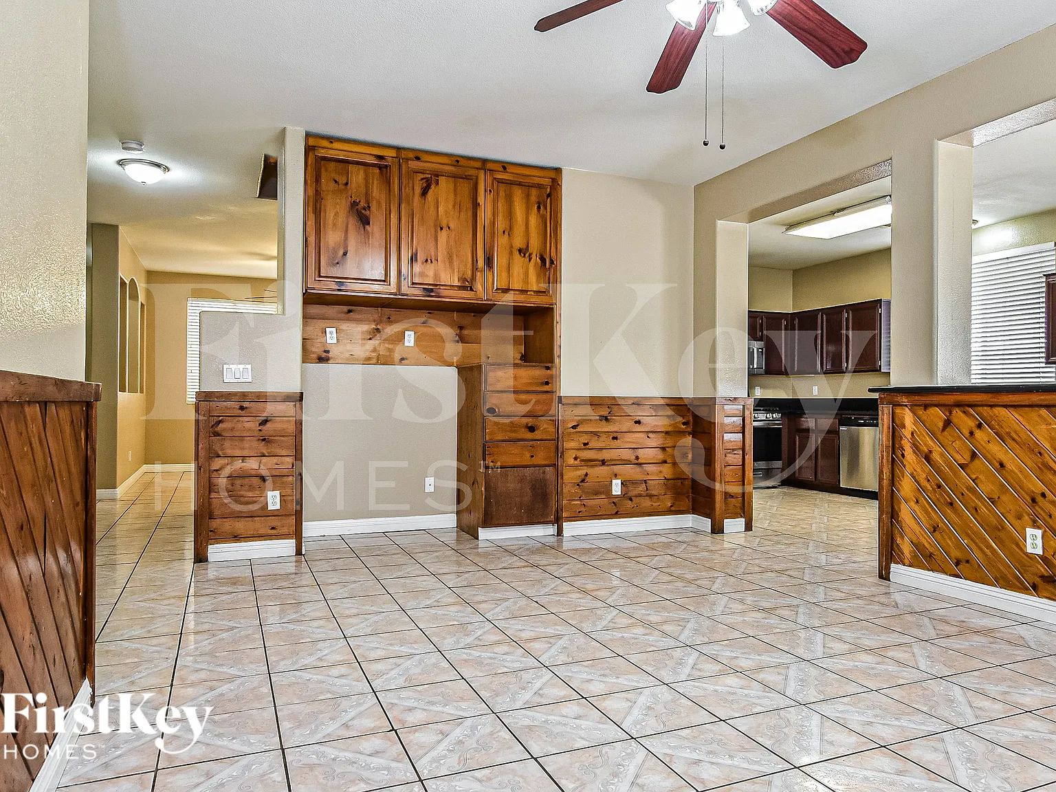 5 bed, 3.5 bath, 2977 sqft, $2,445 — Photo 3