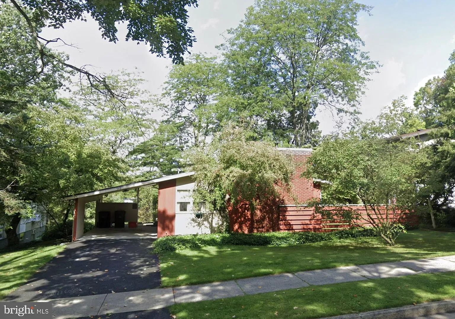 549 Glenn Rd photo 1