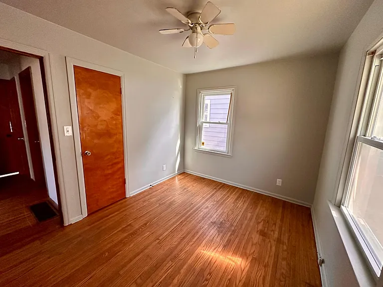 1726 Roosevelt Cir — Photo 7