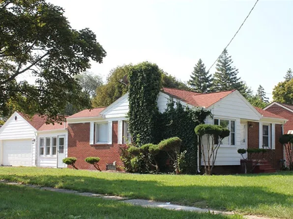 2801 Prospect St, Flint, MI 48504