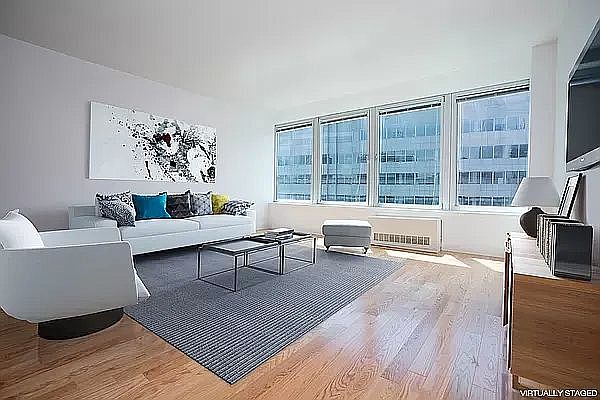 1st image of 55 Liberty St #1618