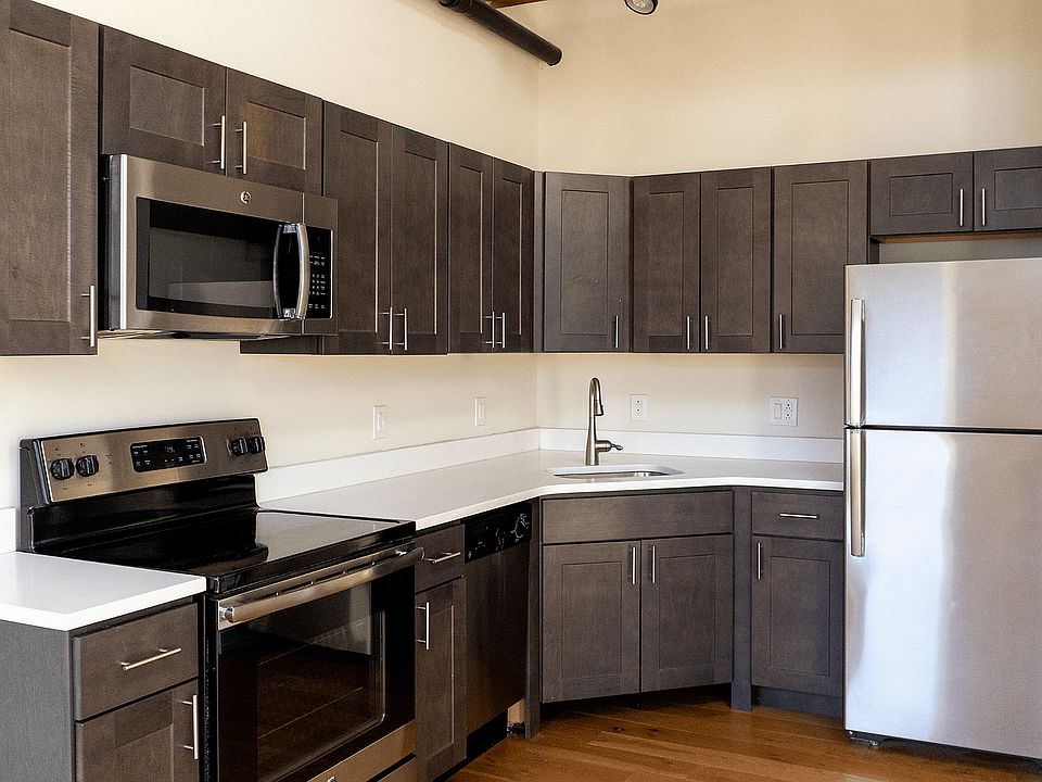 Experience the elegance of a sleek, modern kitchen perfect for culinary creations.