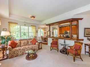 90 Ridgeview Ln, Mount Arlington, NJ 07856