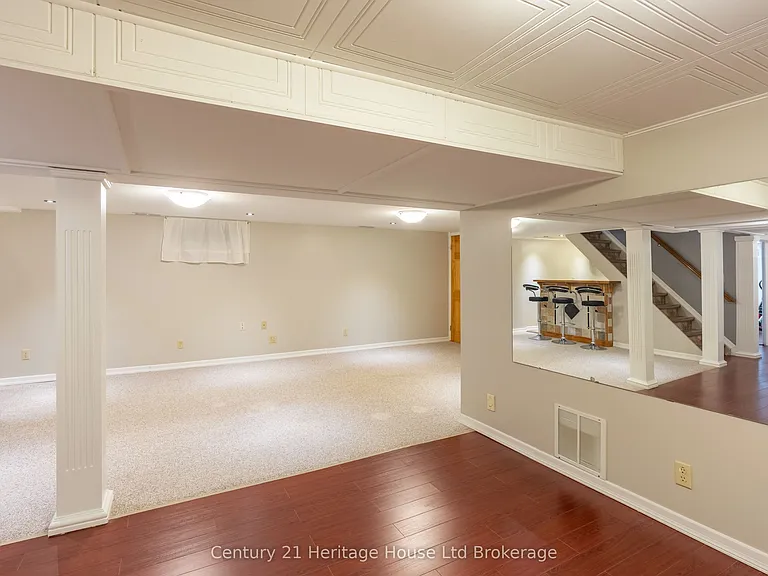 93 James Ave — Photo 33