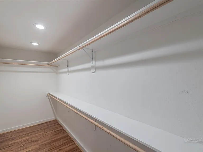 10058 Larston St — Photo 15