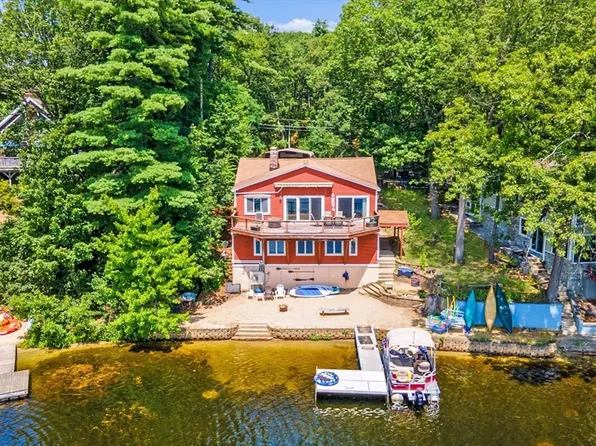 27 Mountain Laurel Ln, Lancaster, MA 01523