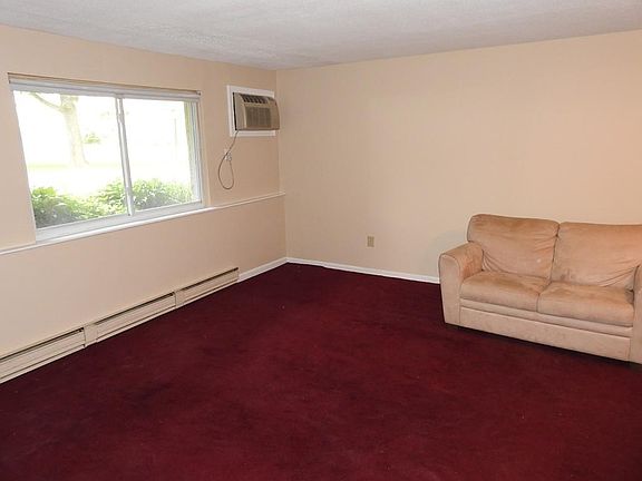 5th image of 440 North Ave APT 40