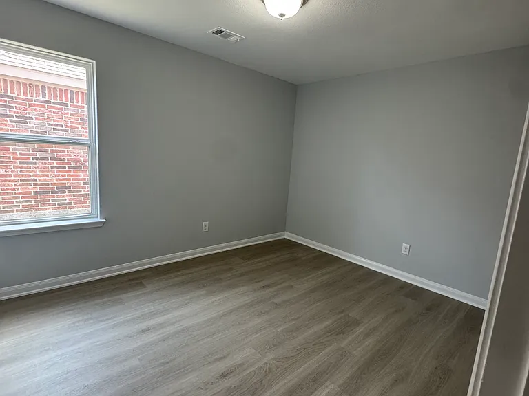 2132 Mulberry Dr — Photo 11