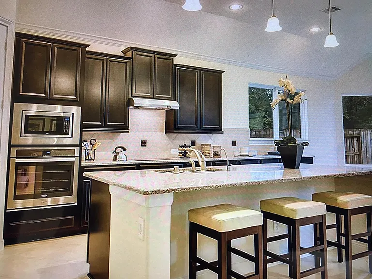 22423 Sawmill Ranch Dr — Photo 4