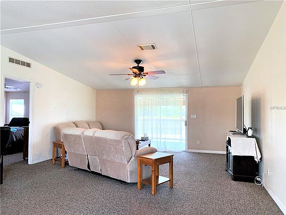 5th image of 1801 Winchester Ct N