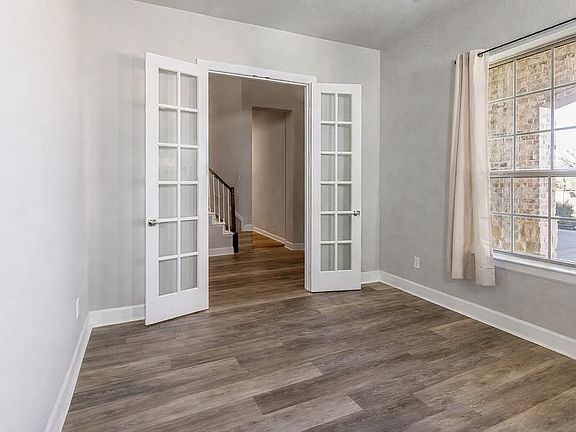 5th image of 2711 Trinity Ridge St