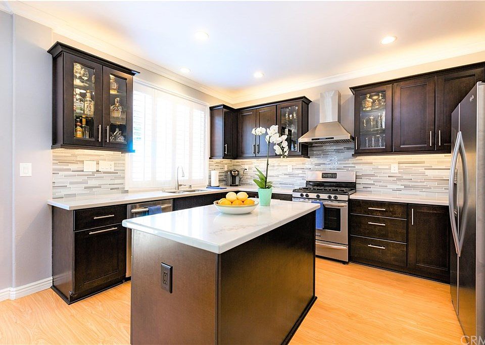 1st image of 70 Ivywood