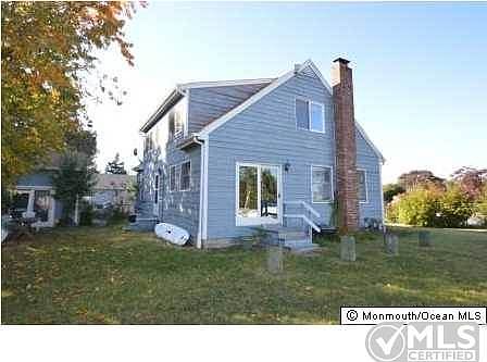 3rd image of 421 Hemlock Dr