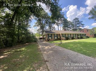 87 Arcadia Dr, Tuscaloosa, AL 35404