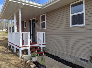 1058 Sundown Ln, Forsyth, MO 65653