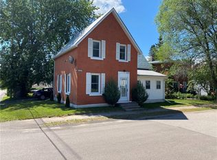 520 Centre St, Pembroke, ON K8A1K1