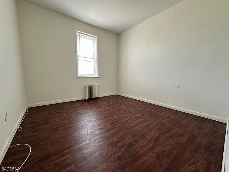 528 Valley Brook Ave — Photo 7