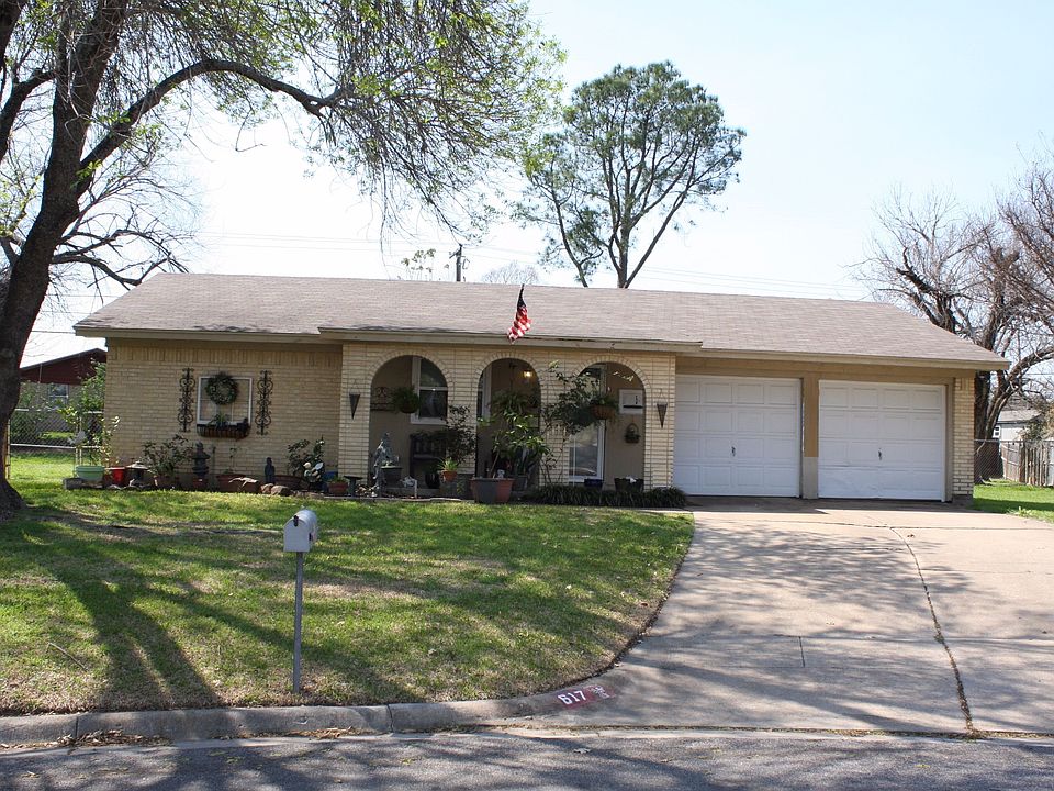 1st image of 617 Todd Ct