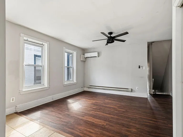 4163 Ridge Ave #2 — Photo 11