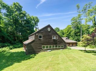 1075 Old Albany Post Rd, Garrison, NY 10524