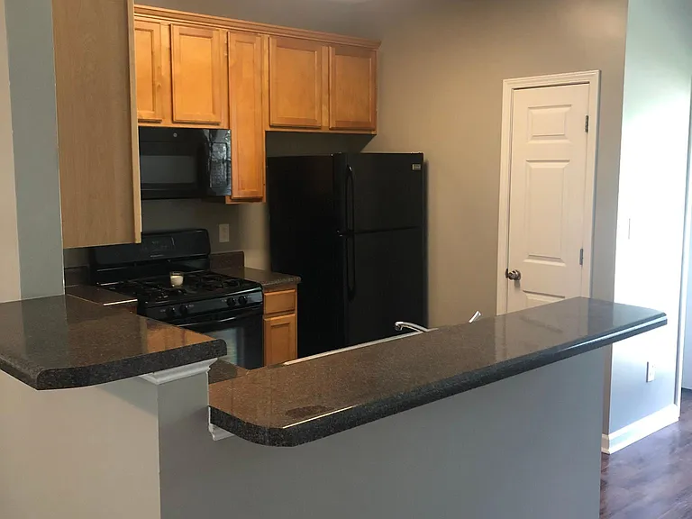 1776 Heights Cir NW — Photo 6