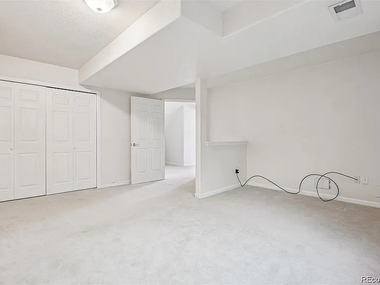 6333 S Sicily Way — Photo 34