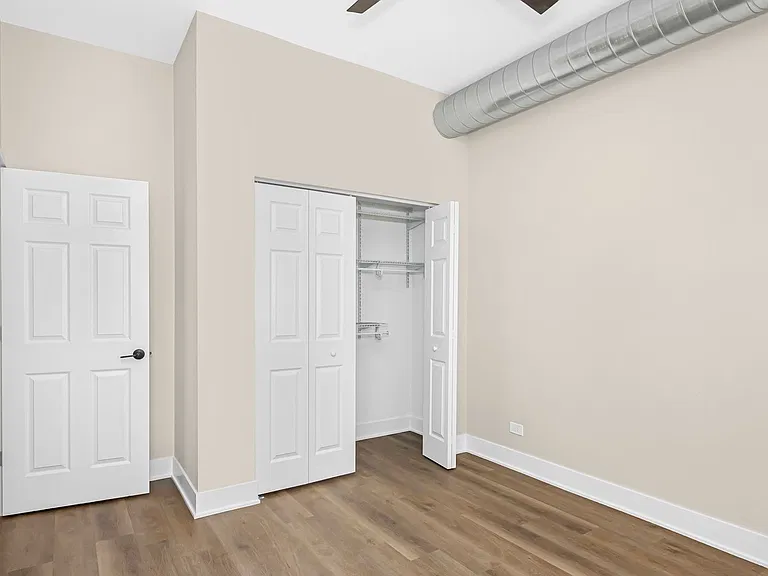1218 W Lexington St — Photo 9