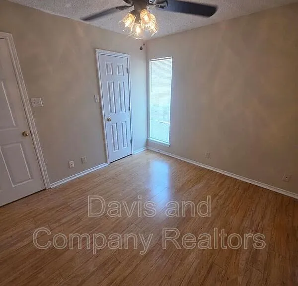 5203 Canadian Ave — Photo 22
