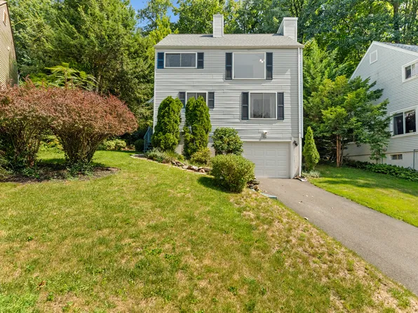 46 Hurley Commons, Bristol, CT 06010