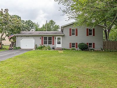 1st image of 34135 Vauxhill Dr