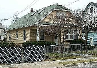 1st image of 32 Pleasant Ave