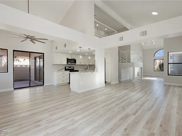 365 Peach Tree Dr, Henderson, NV 89014