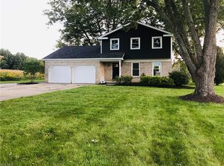 14335 N Palmyra Rd, North Jackson, OH 44451