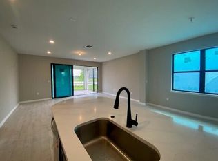 4450 Broad Branch Rd #195, Fort Lauderdale, FL 33309