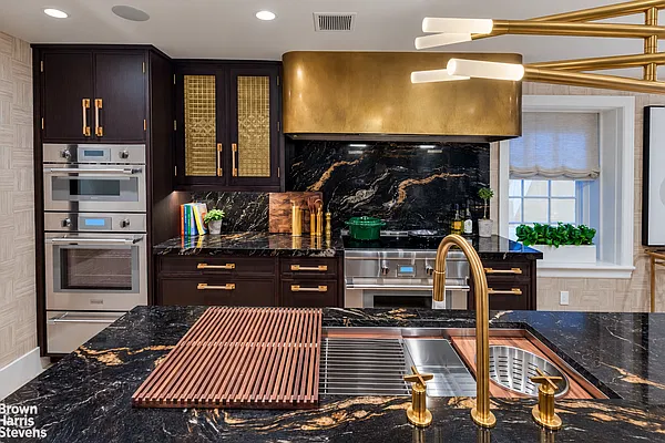 Kitchen, photo 2