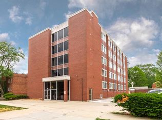 Quarters of Akron, Akron, OH 44303