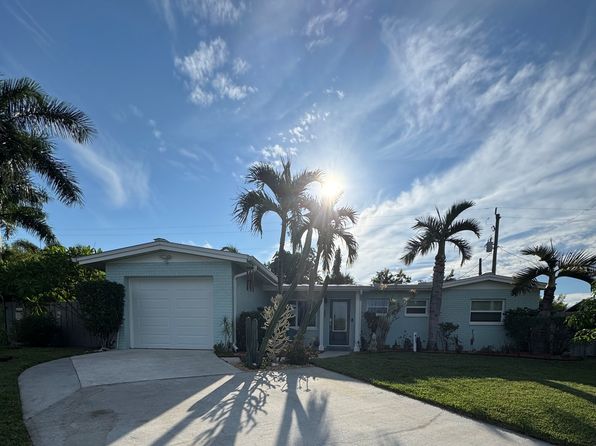 380 Carrousel Ct