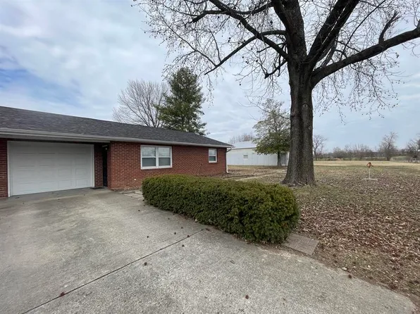 8972 Route 13 #B, Marion, IL 62959