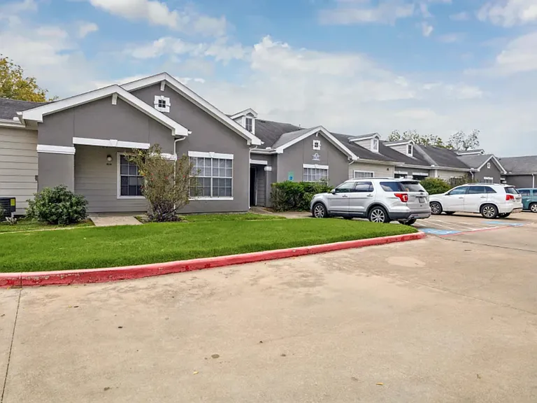 Villas at Alexander Bay — Photo 14