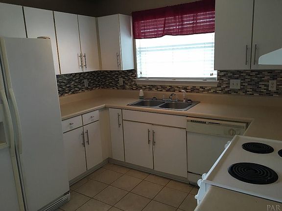 5th image of 3008 Flintlock Dr