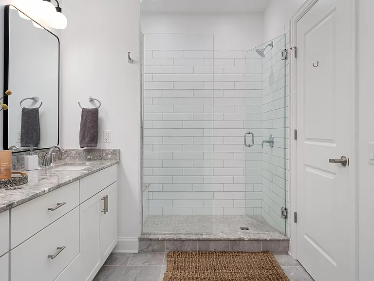 250 Spring St #313 — Photo 19