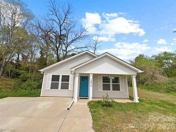1096 12th Ave NW, Hickory, NC 28601