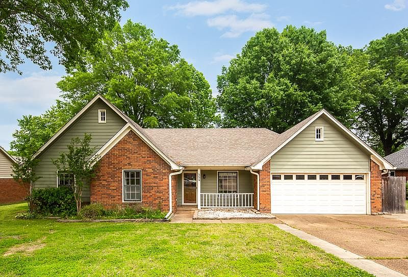 1st image of 354 Ashley Dr